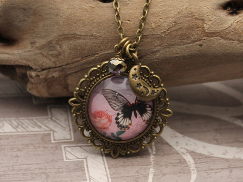 BUT05 - Keep on Dreaming Two Sided Vintage Necklace