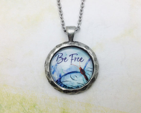 Be Free Hammered Edge Pewter Necklace