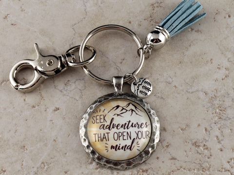 KEY20 - Seek Adventures That Open Your Mind Keychain
