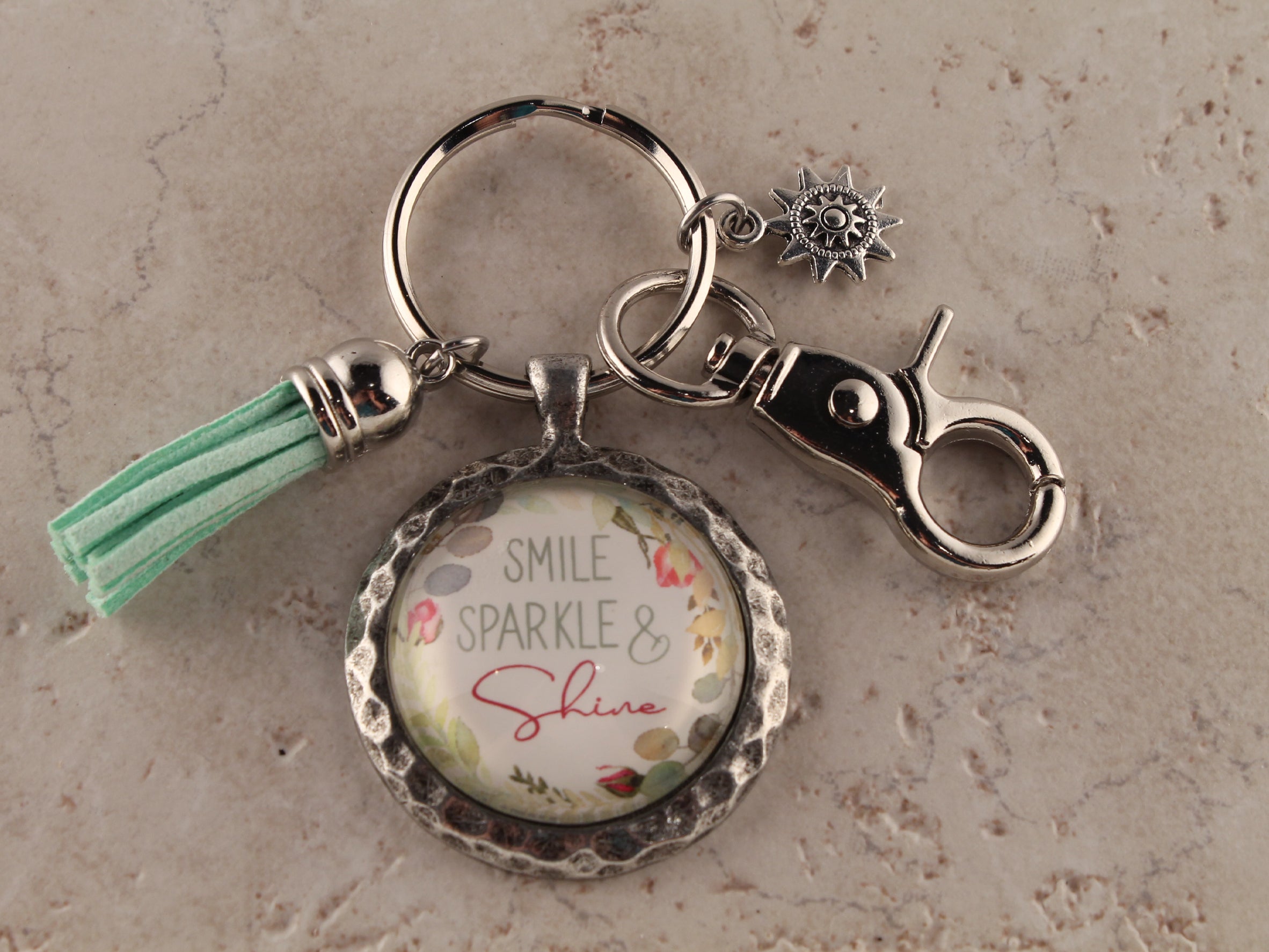 KEY25 - Smile Sparkle & Shine Keychain